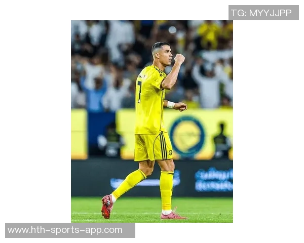 C罗父子同场竞技双双进球迷你罗为U16建功父亲再创辉煌