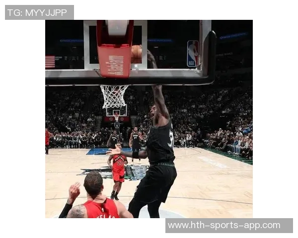 兰德尔带领球队取得胜利全场21投12中砍下31分5篮板4助攻1抢断表现出色